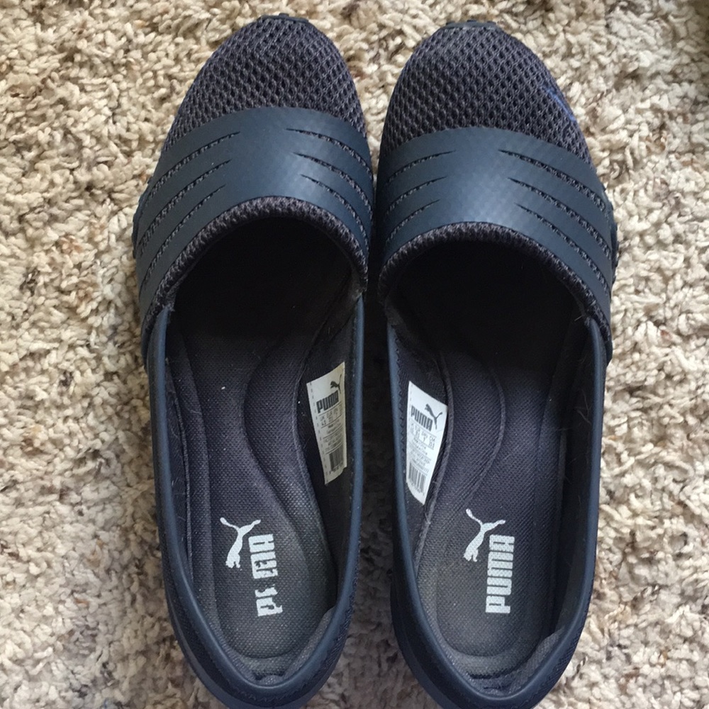 Puma slip on shoes